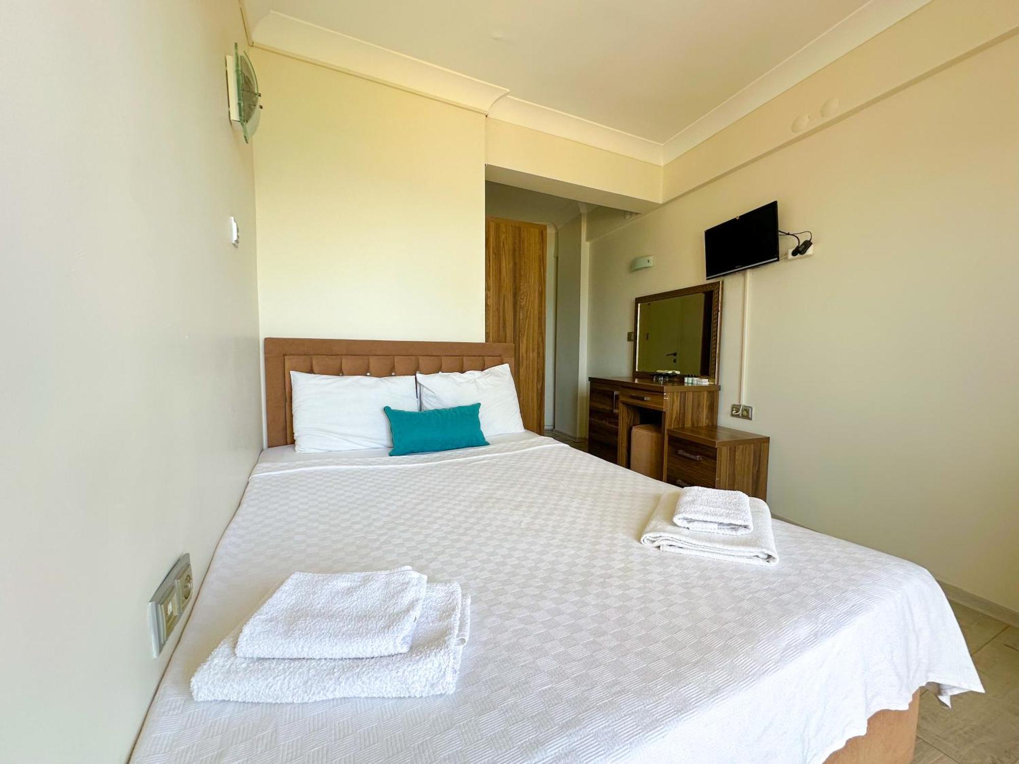Reis Beach Hotel Marmaris Exterior foto